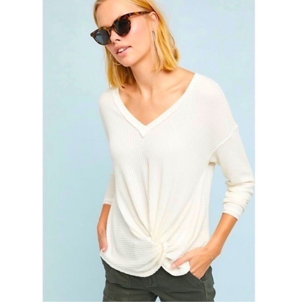 Akemi + Kin Anthropologie Waffle Knit Long Sleeve Front Knot Top Ivory Size XS.